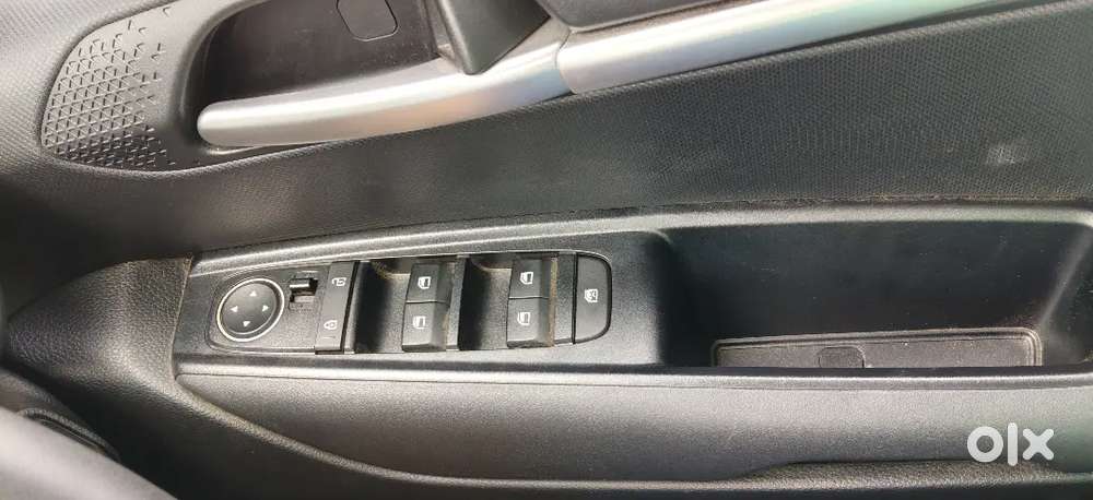 Kia Sonet G 2026 Manual 4200 Km Driven