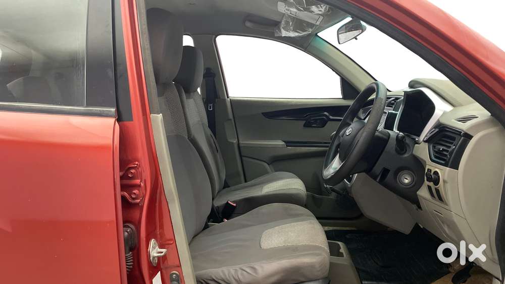 Mahindra Kuv 100 2016-2017 Mfalcon G80 K6 5str, 2015, Petrol
