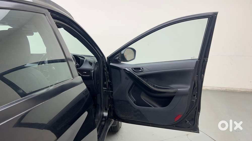 Tata Nexon 1.5 Revotorq Xza Plus S Amt, 2023, Petrol