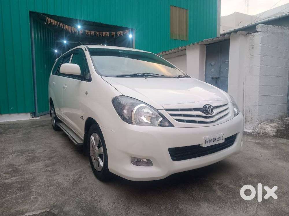Toyota Innova 2.5 G (diesel) 7 Seater Bs Iv, 2010, Diesel