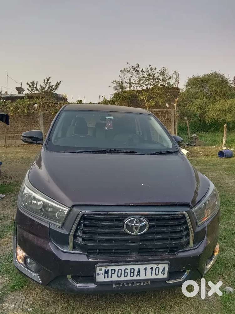 Toyota Innova Crysta 2017 Diesel 146000 Km Driven