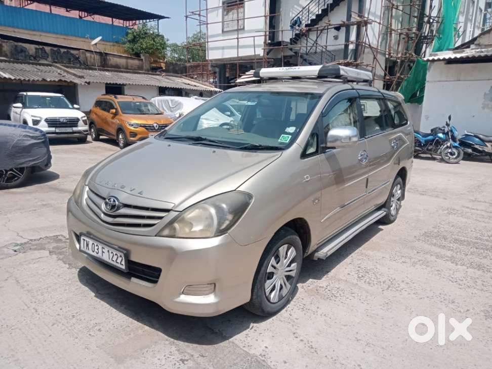 Toyota Innova 2.5 G (diesel) 8 Seater, 2011, Diesel