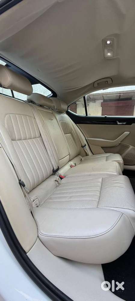Skoda Superb L&k 2.0 Tdi At, 2017, Diesel