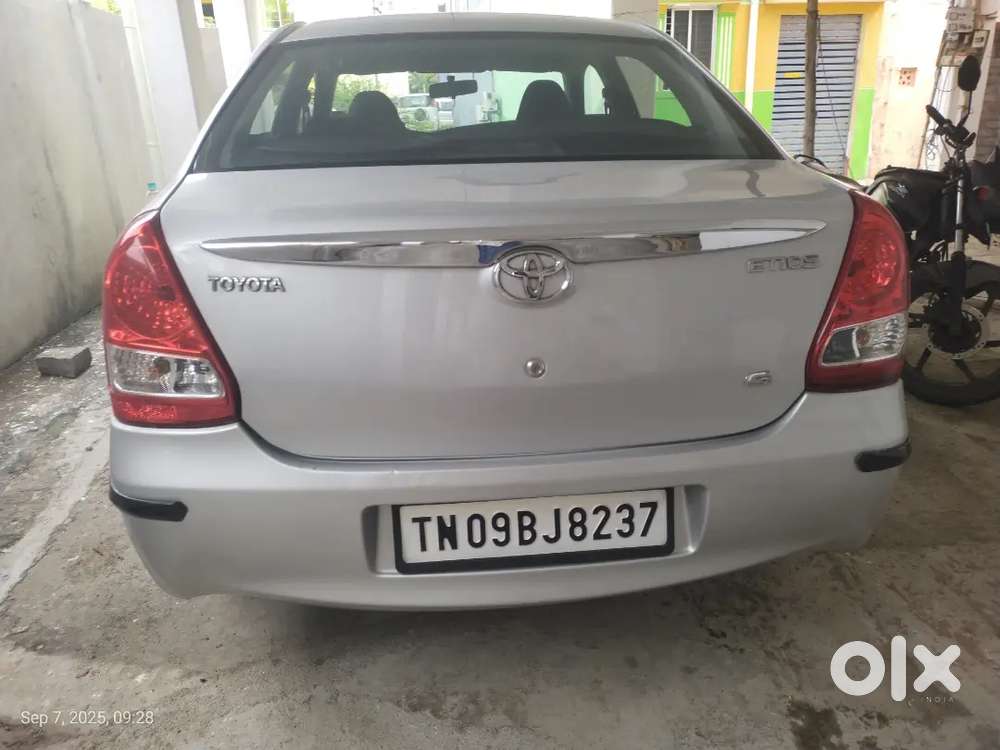 Toyota Etios 2011 Petrol Well Maintained