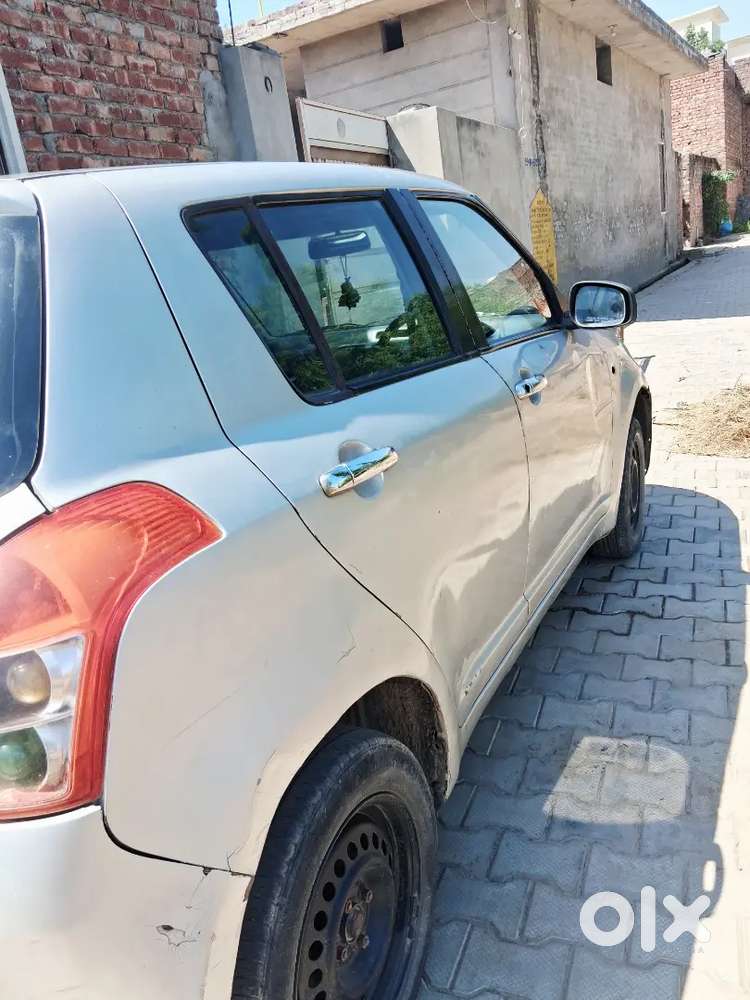 Maruti Suzuki Swift 2006 Petrol 100000 Km Driven