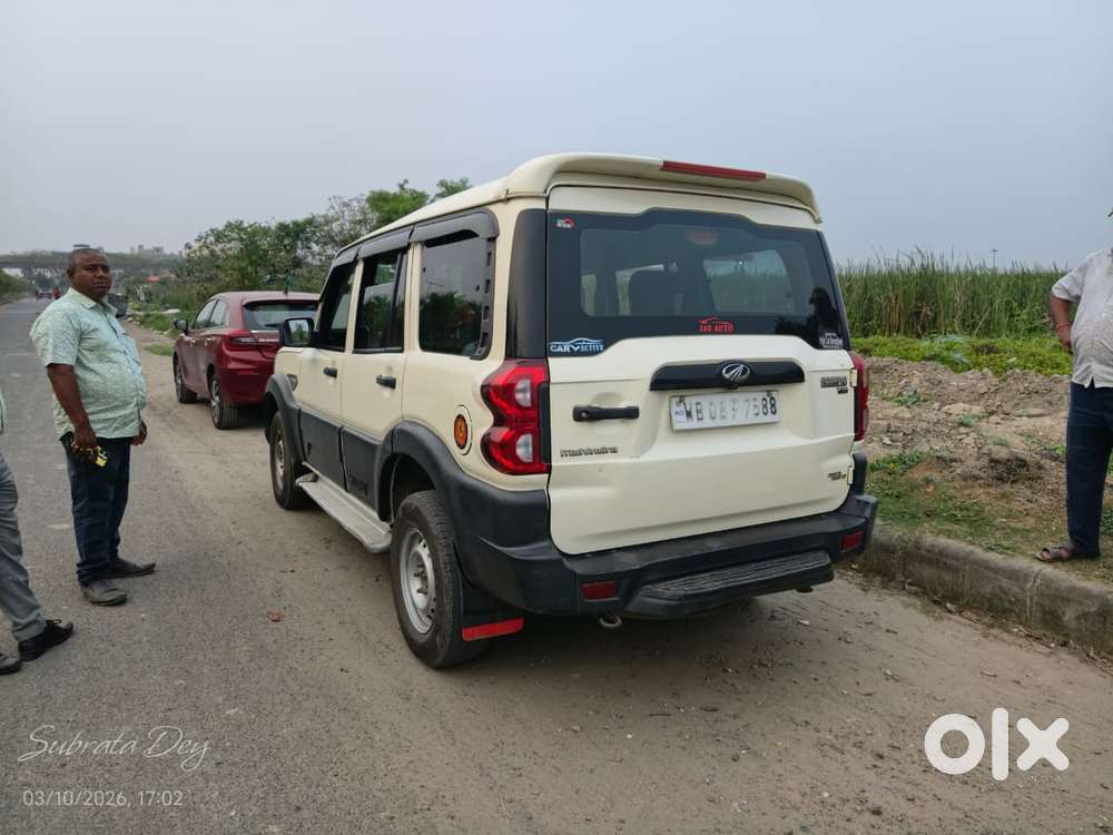 Mahindra Scorpio S4 9 Seater, 2019, Diesel