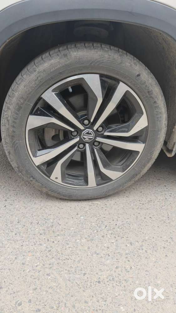 Mg Hector Plus Petrol 2023