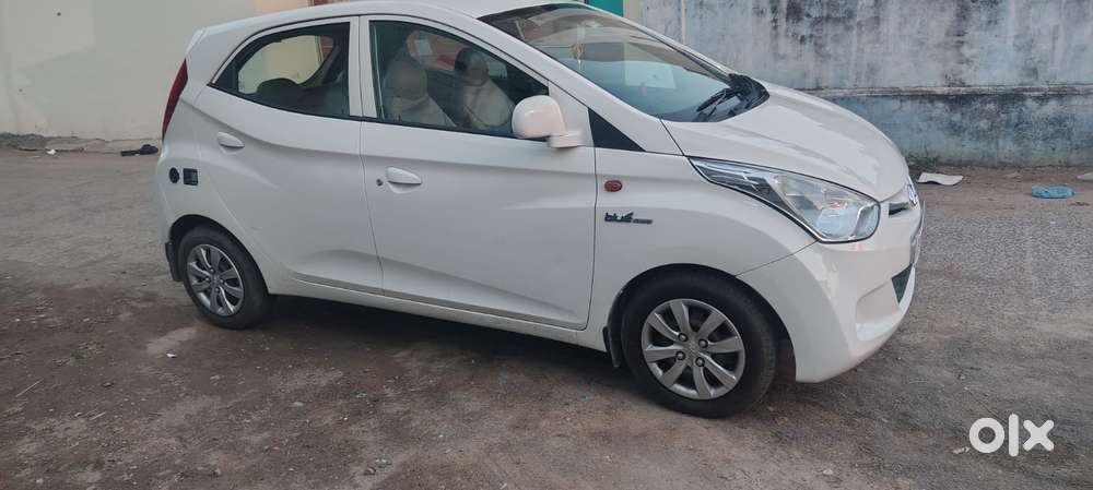Hyundai Eon Magna + Lpg, 2011, Petrol