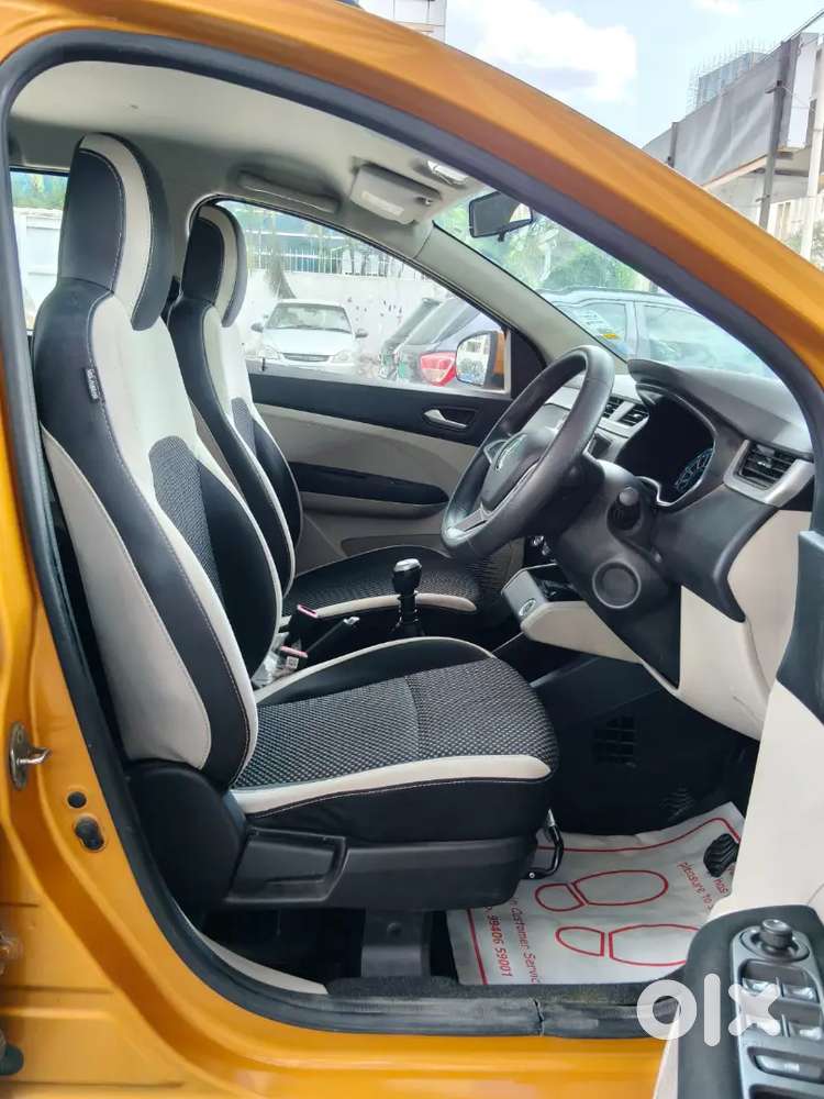 Renault Triber 1.0 Rxz 2021 Dual Tone