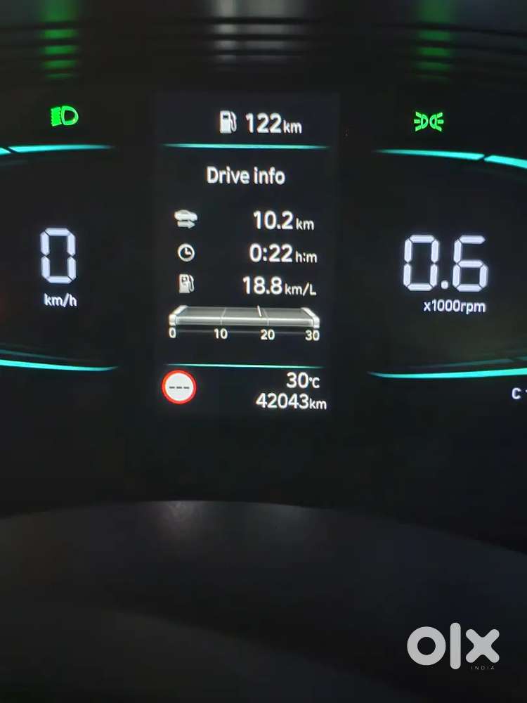 Hyundai Venue 2022 Petrol Well Maintained