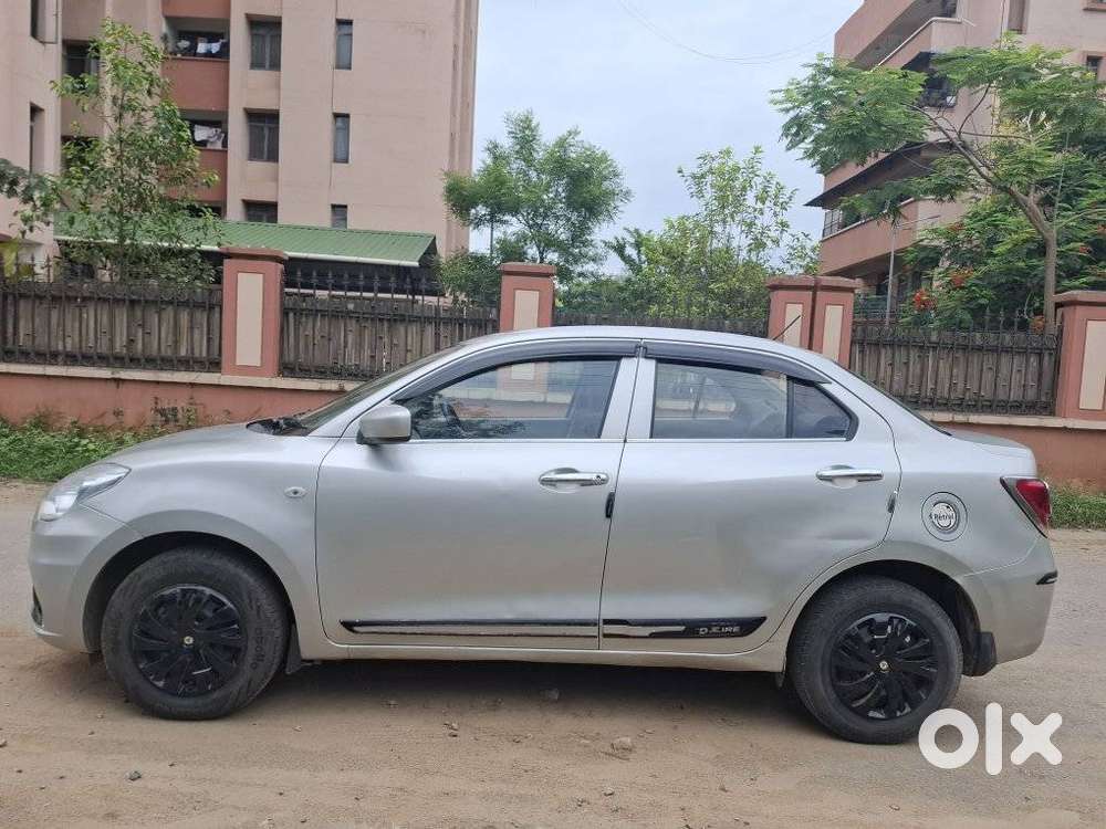 Maruti Suzuki Dzire 1.2 Lxi, 2019, Petrol
