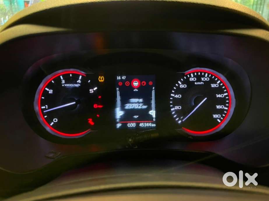 Mahindra Thar 2.0 Lx Hard Top Petrol At 4 Rwd, 2022, Petrol