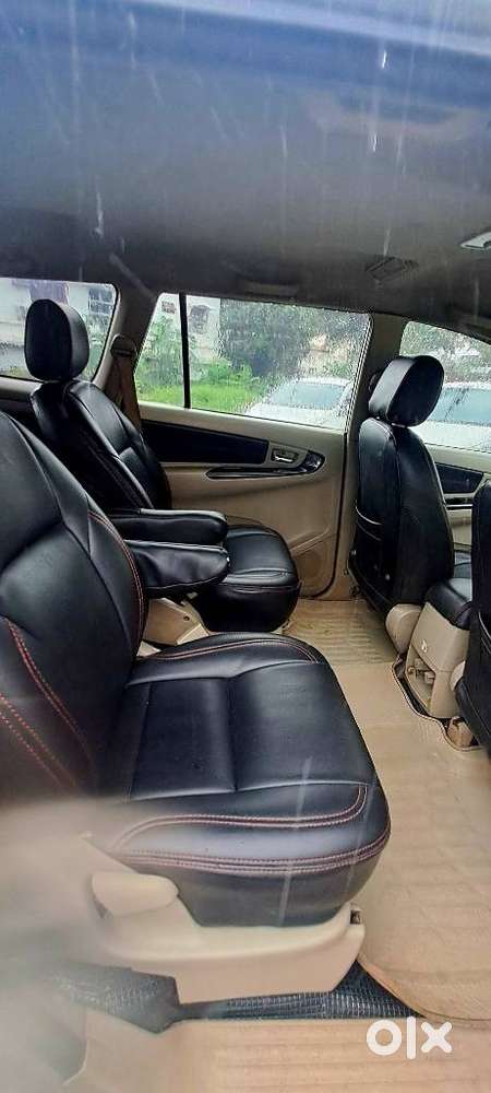 Toyota Innova 2.5 Z Diesel 7 Seater Bs Iv, 2014, Diesel