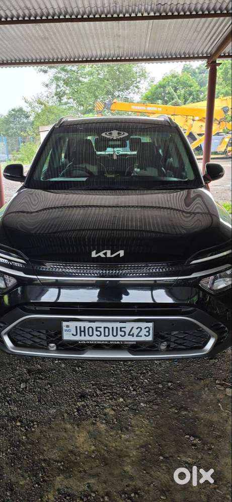 2024 Kia Carens 1.5 Petrol 7-str  Aurora Black Pearl  Under Warranty