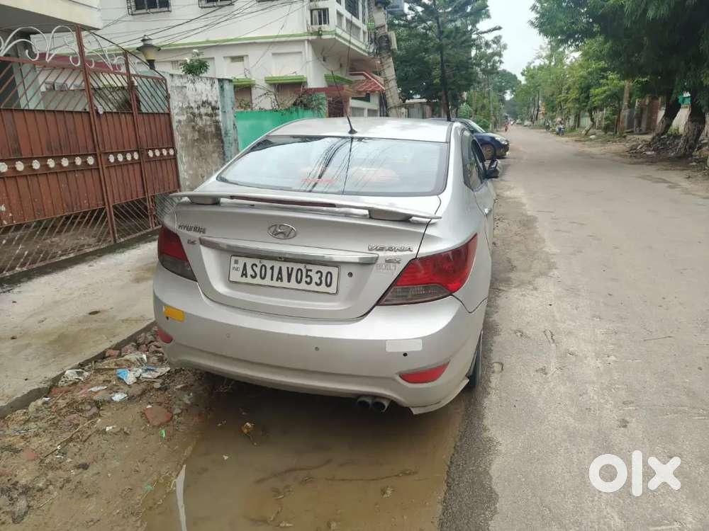 Hyundai Verna Fluidic 2011 Diesel Manual