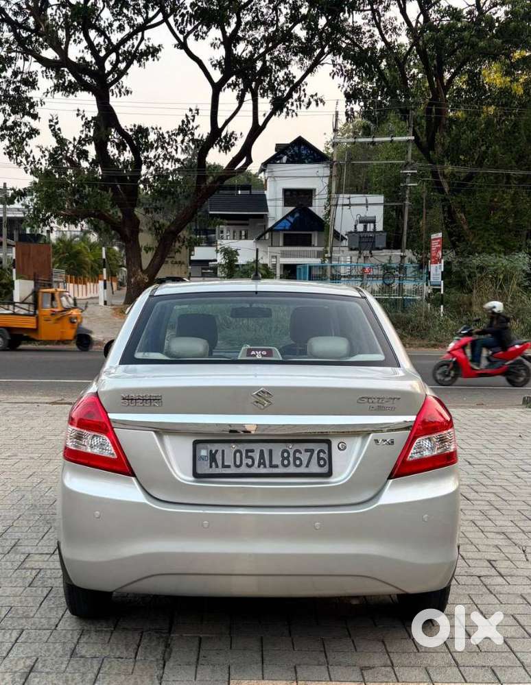 Maruti Suzuki Dzire 1.2 Vxi, 2015, Petrol