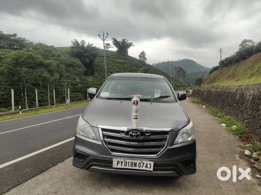Toyota Innova 2011 Diesel Well Maintained
