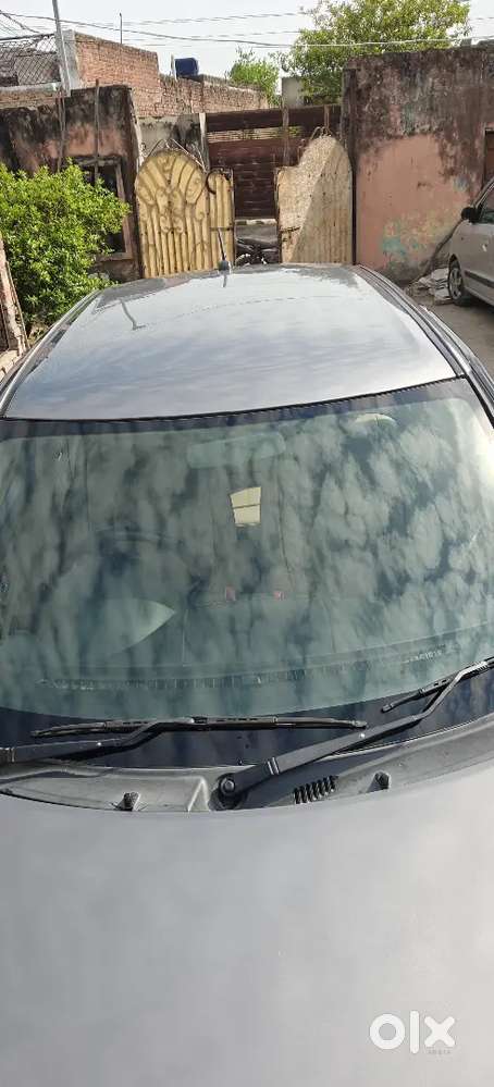 Maruti Suzuki Dzire 2012