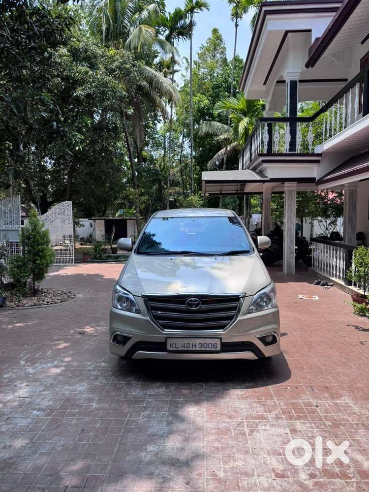 Toyota Innova 2013 Diesel Well Maintained