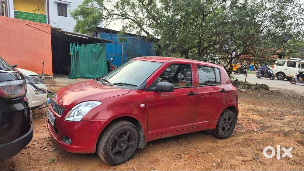 Maruti Suzuki Swift 2011 Petrol 69900 Km Driven