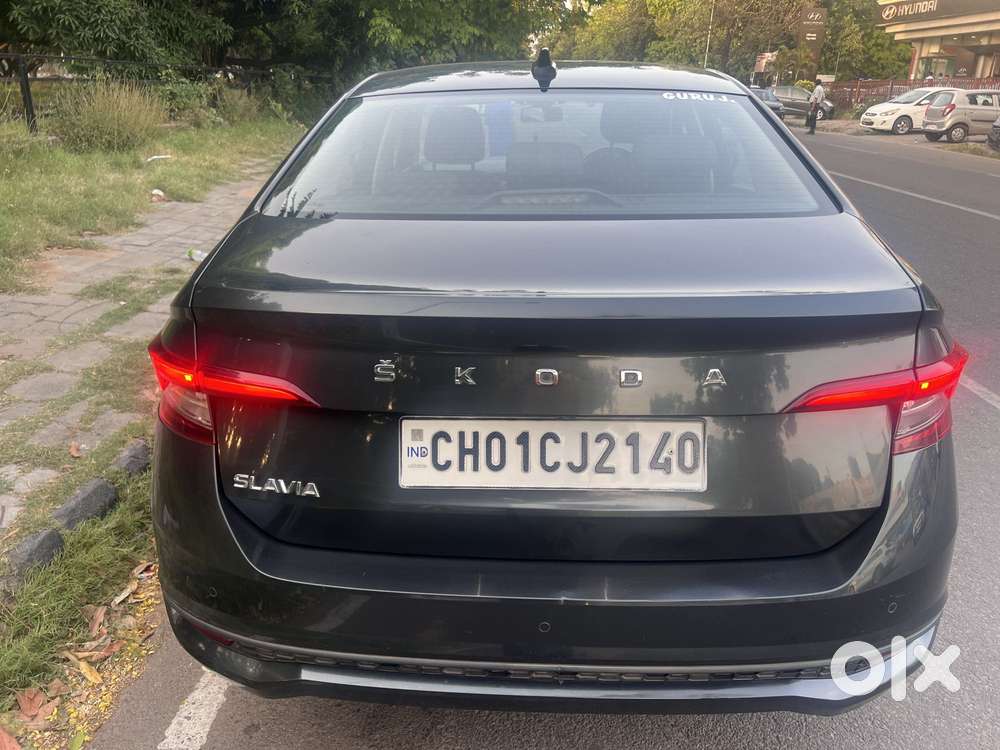 Skoda Slavia Ambition 1.0l Tsi Mt, 2022, Petrol
