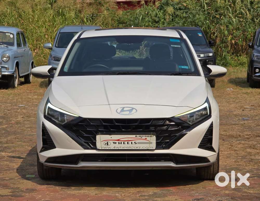 Hyundai I20 Asta (o) 1.2 Ivt, 2024, Petrol