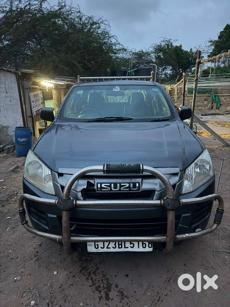2017 Isuzu D-max Year