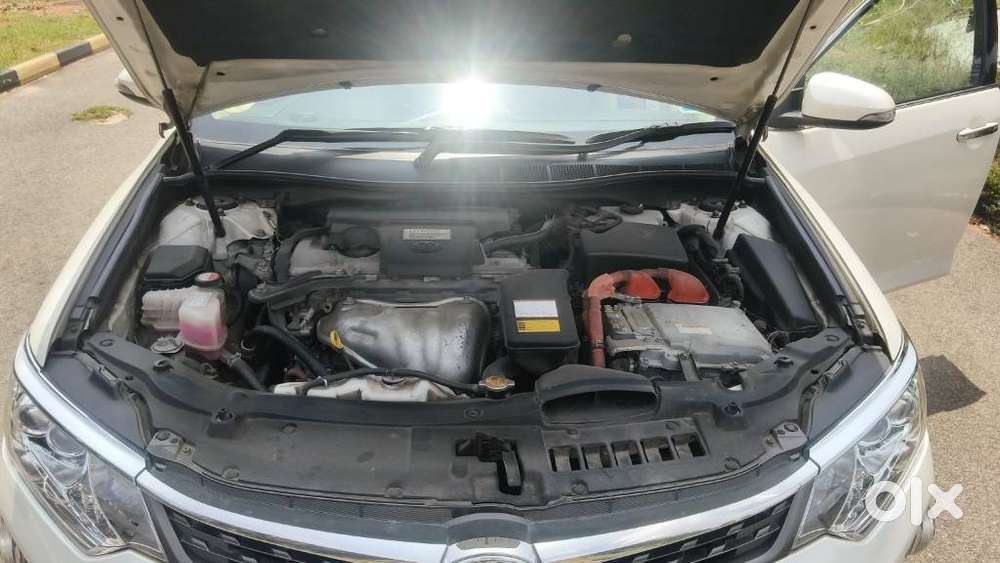 Toyota Camry Hybrid, 2016, Electric