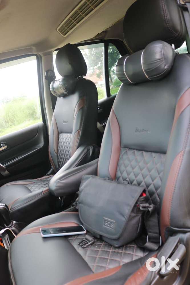 Tata Safari Storme Black Color