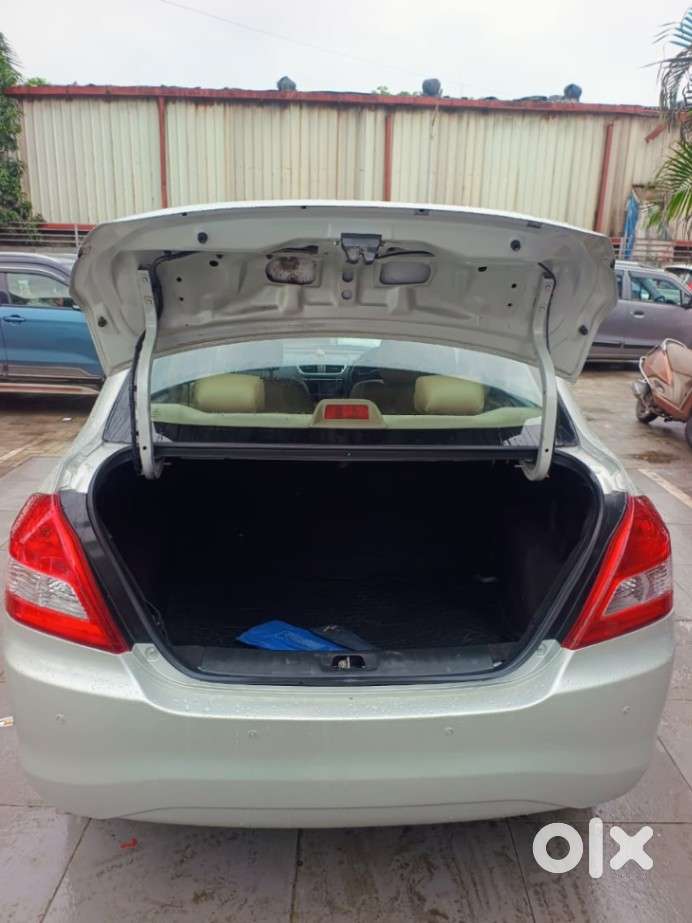 Maruti Suzuki Dzire 1.2 Vxi, 2016, Petrol