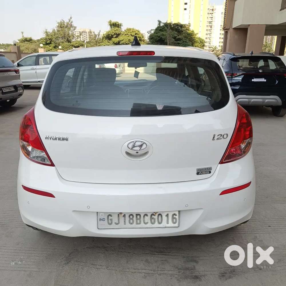 Hyundai I20 2014 Cng & Hybrids 73000 Km Driven