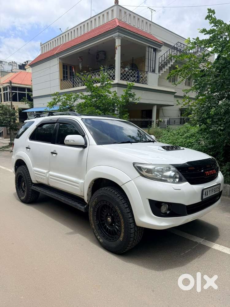 Toyota Fortuner Diesel Manual 2015