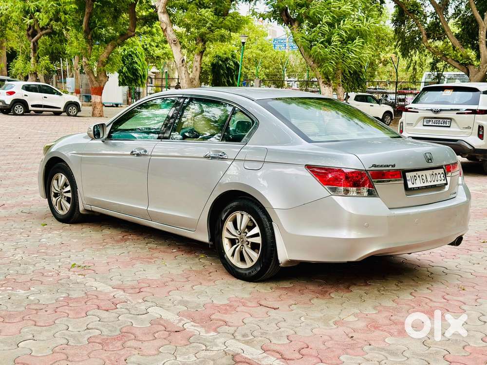 Honda Accord 2.4 Manual, 2012, Petrol