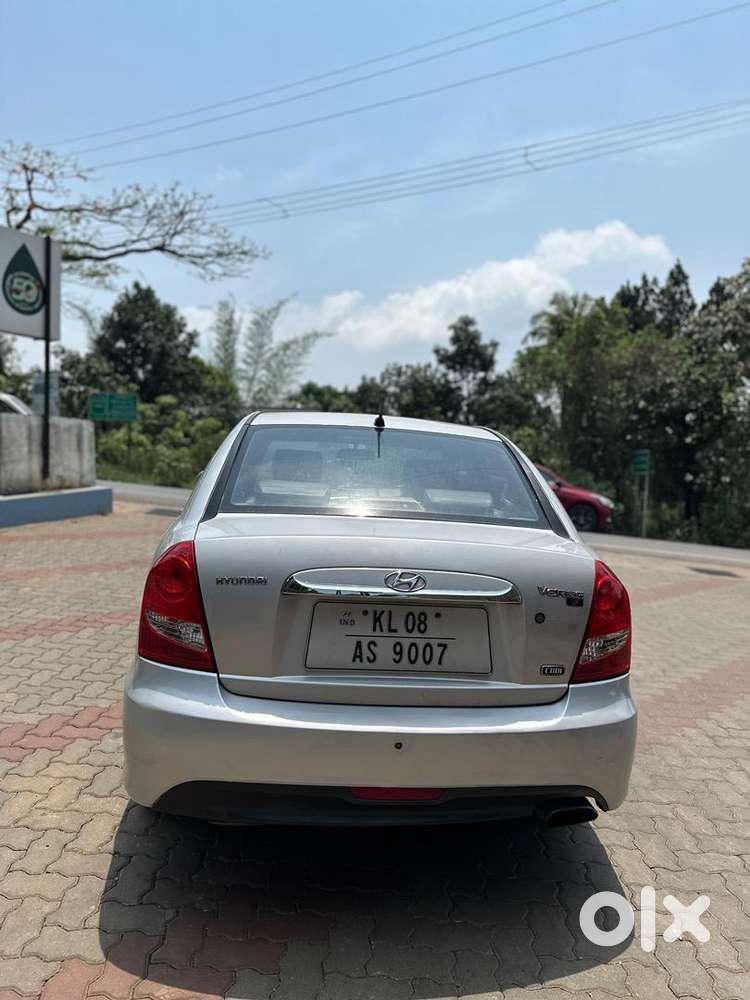 Hyundai Verna 2010 Diesel Well Maintained