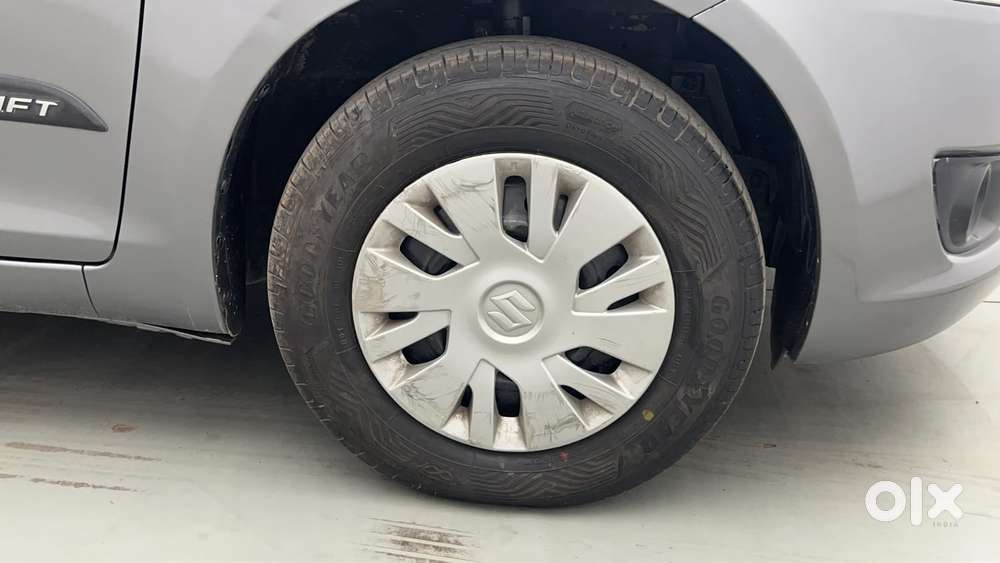 Maruti Suzuki Swift Vvt Vxi, 2012, Petrol