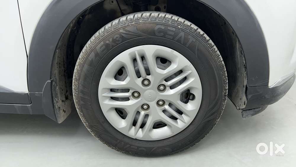 Kia Carens 1.5 Prestige 7 Str, 2023, Petrol