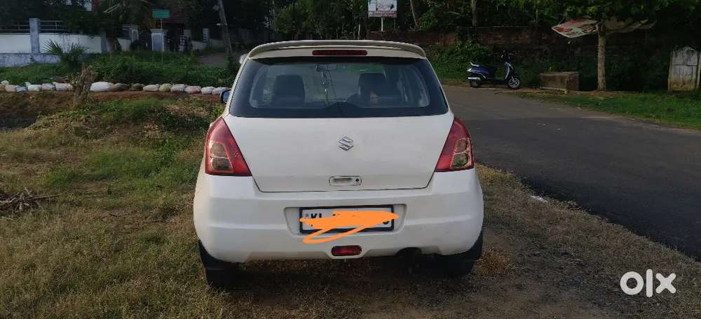Maruti Suzuki Swift 2010
