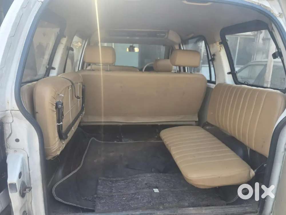 Tavera Car