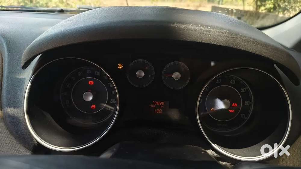 Fiat Punto Evo 2015 Diesel 72000 Km Driven