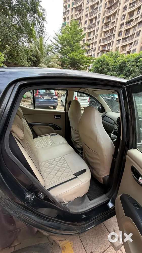 Hyundai I10 Black Colour 2011 For Sell