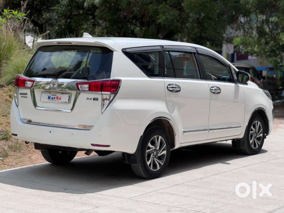 Toyota Innova Crysta [2020-ongoing] 2.4 Gx At 8 Str, 2021, Diesel
