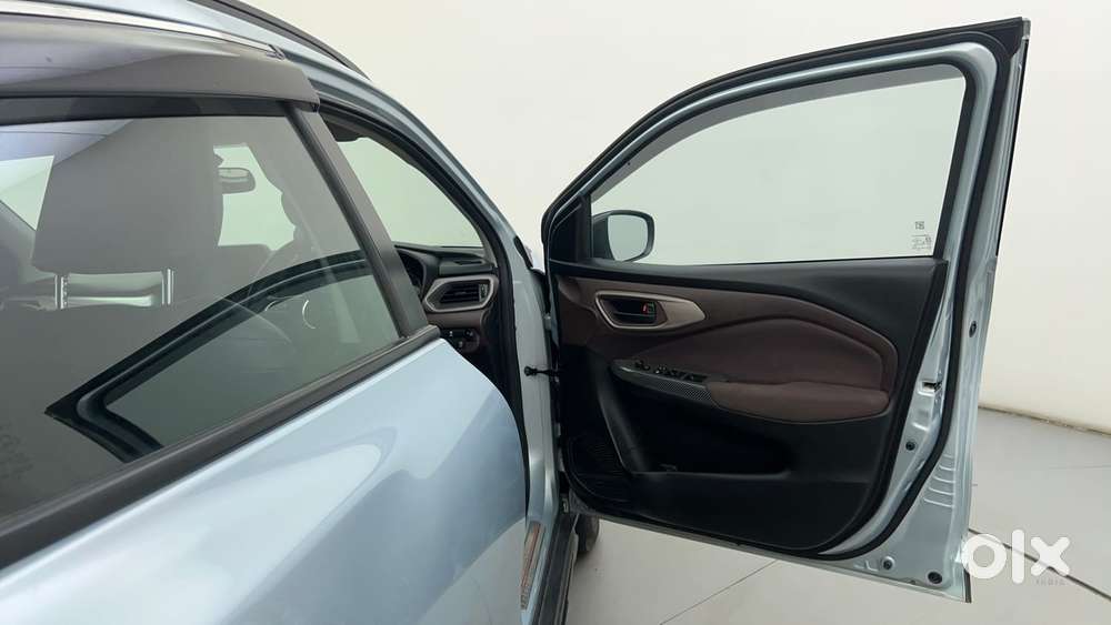 Maruti Suzuki Fronx Delta Plus 1.0 Turbo Mt, 2025, Petrol