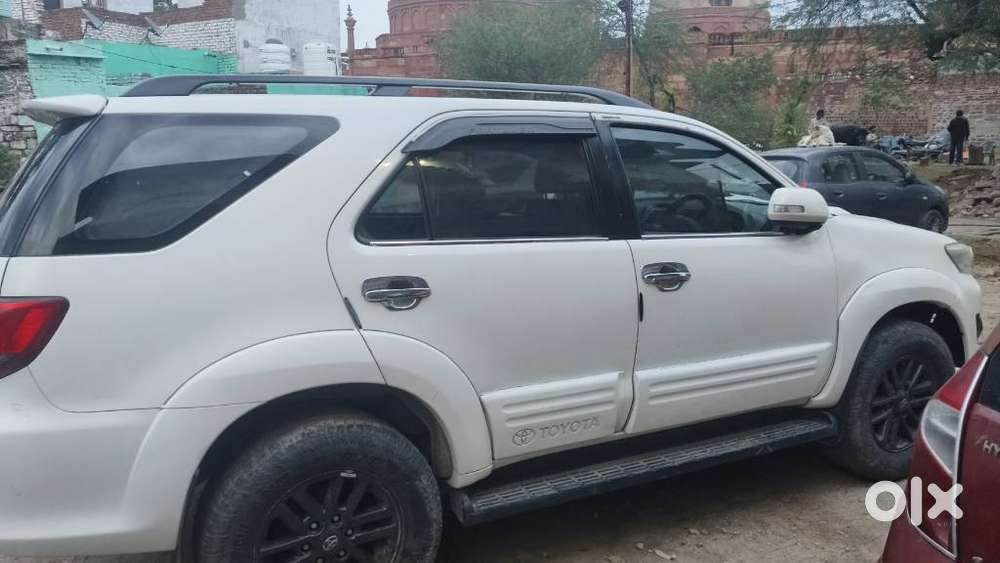 Toyota Fortuner 3.0 4x2 Mt, 2015, Diesel