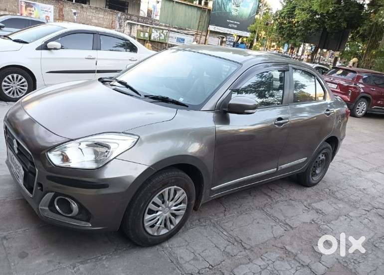 Maruti Suzuki Dzire Vxi Ags, 2023, Petrol