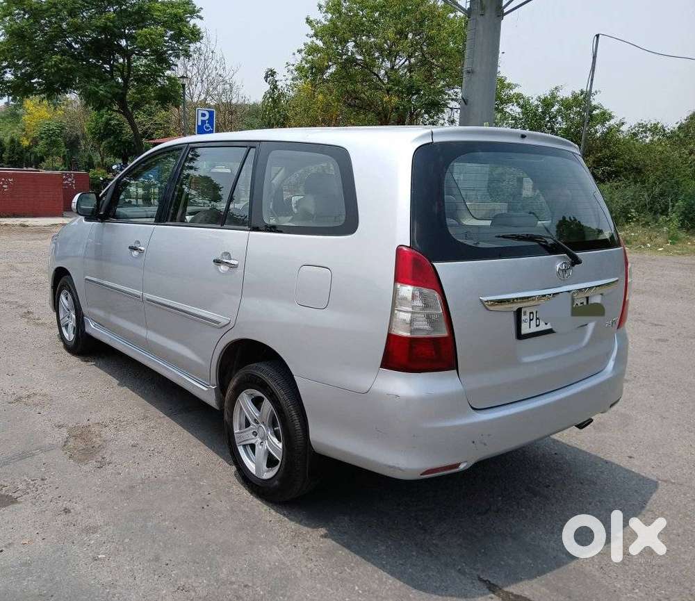 Toyota Innova 2.5 V 7 Str, 2013, Diesel