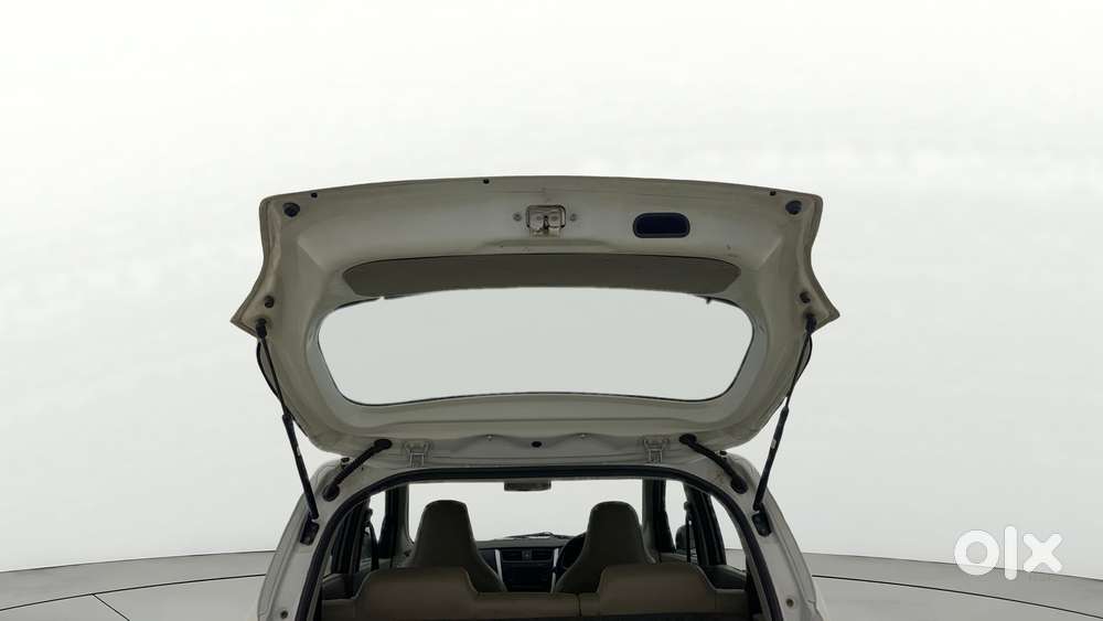 Maruti Suzuki Celerio 2014-2017 Zxi At, 2016, Petrol