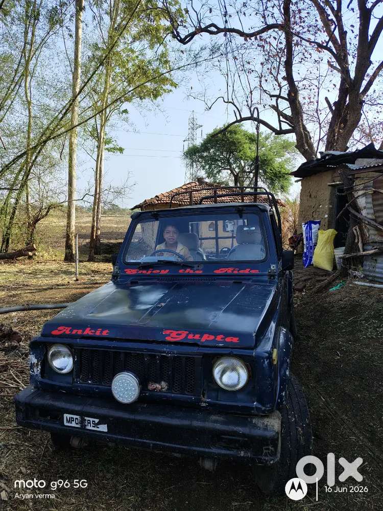 Gypsy 4/4 Gadi Mein Koi Kam Nahin Hai Gadi Ke Tyre Abhi New Hai