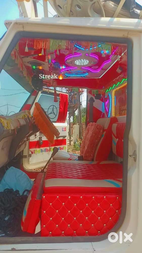 Bolero Maxitruck Mini Pic Up