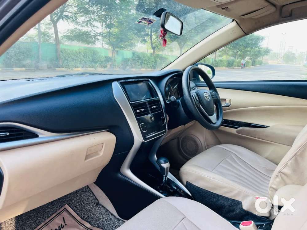 Toyota Yaris G Cvt, 2018, Petrol
