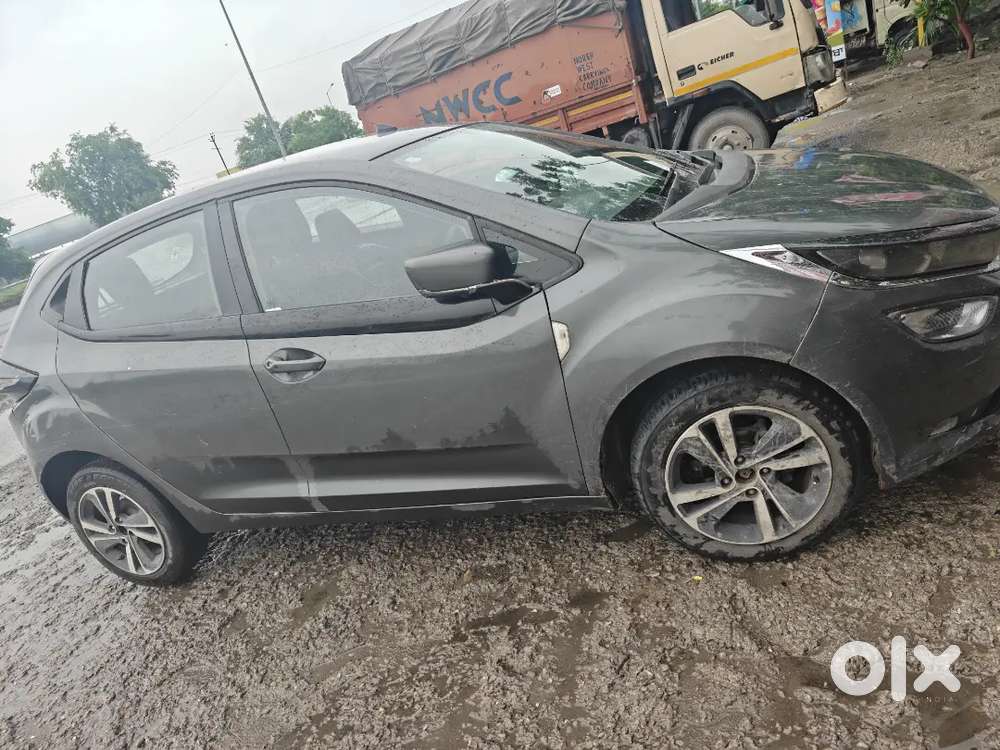Tata Altroz Xz 2023